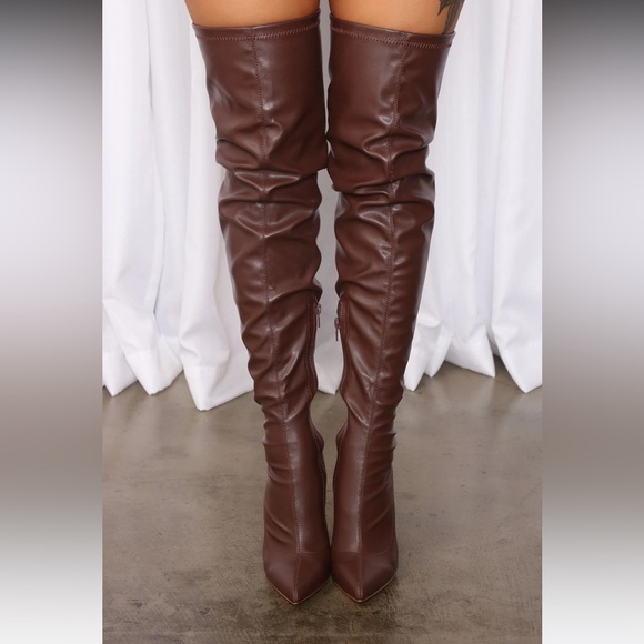 Exotica - Picture 2 of 3